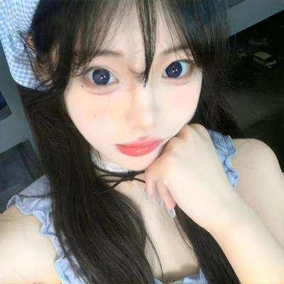 女演员今天依然 封面